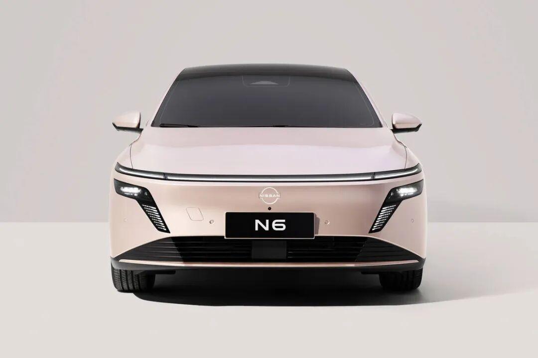 10.69万起 东风日产插混轿车N6预售：真没理由买轩逸了