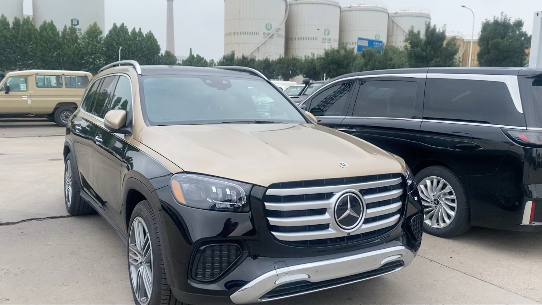 成都平行进口奔驰GLS亚洲版欢迎莅临赏鉴 限时优惠高达19.8万