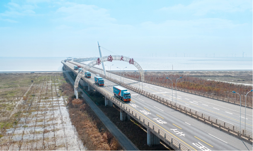 引领技术高标，共议普惠路径：地平线技术生态大会首日解码智驾破局之道