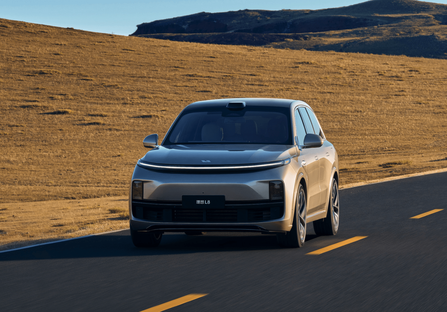 不再征收100%附加税 加拿大将进口4.9万辆中国电车