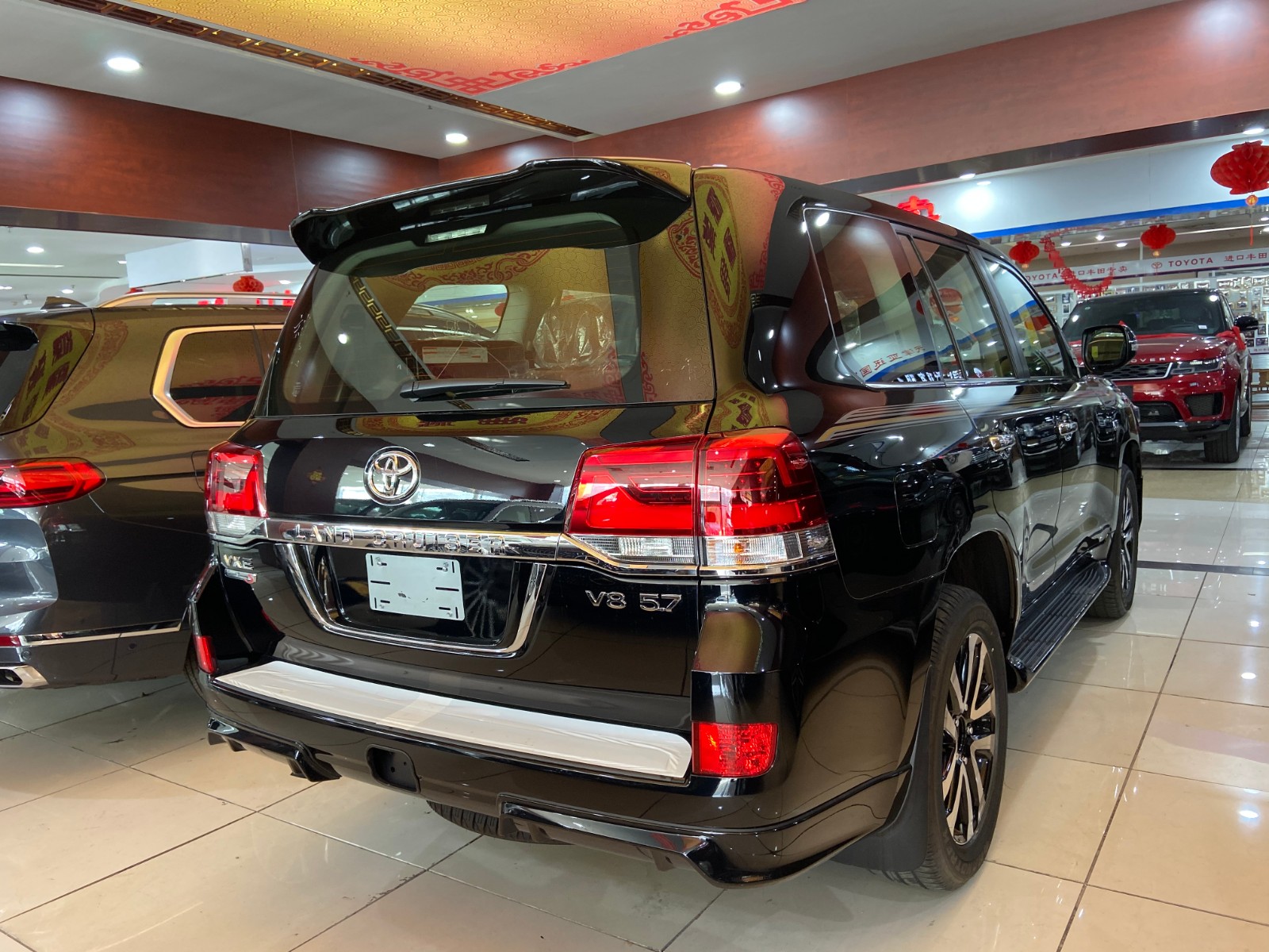 酷路泽4000 豪华又不失朴素优惠行情