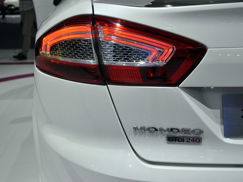 成都超霸加版团购钜惠13.8万 欢迎上门试驾