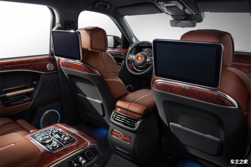 成都红旗国耀价格最低136.58万起 暂无优惠