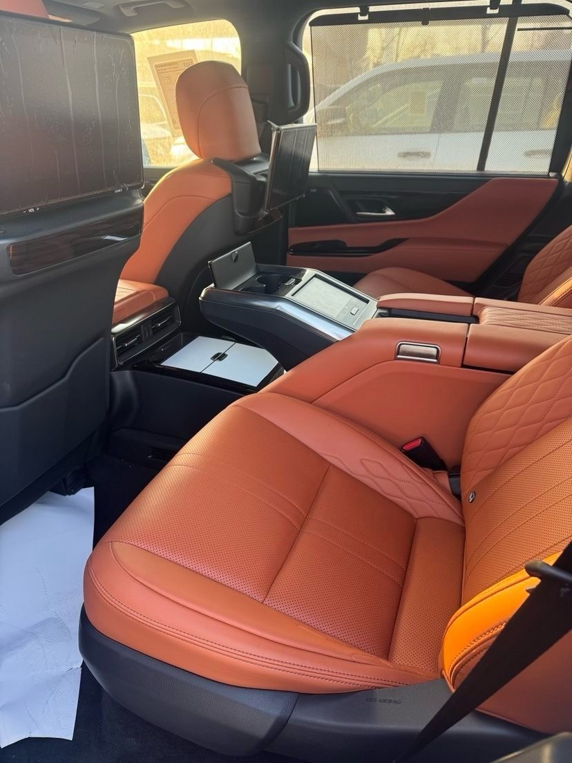 雷克萨斯LX中东版最低报价126万起 欢迎前来试驾