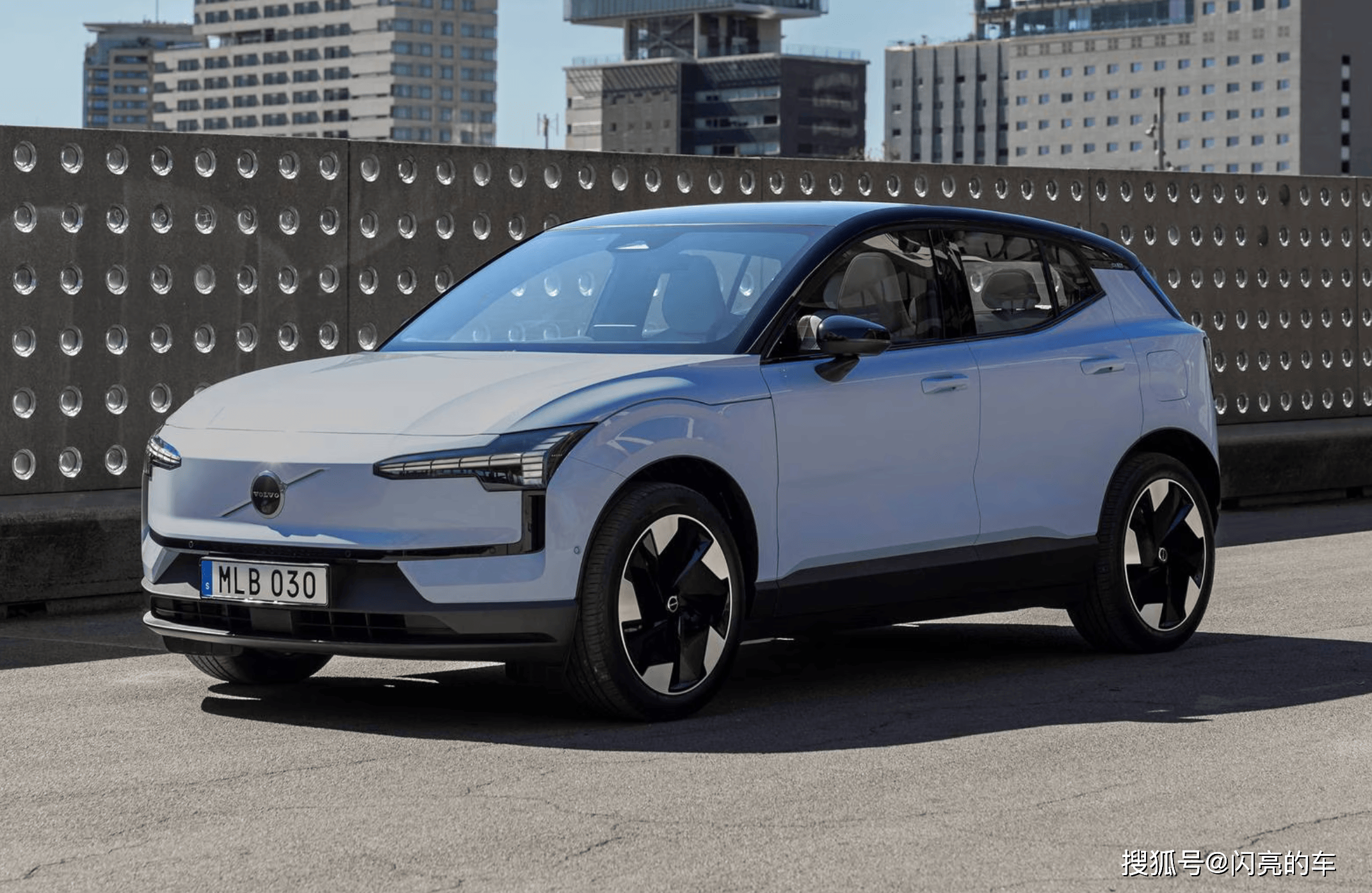 加拿大不再对中国产电动车加征100%关税 专家：特斯拉有望抢先获益