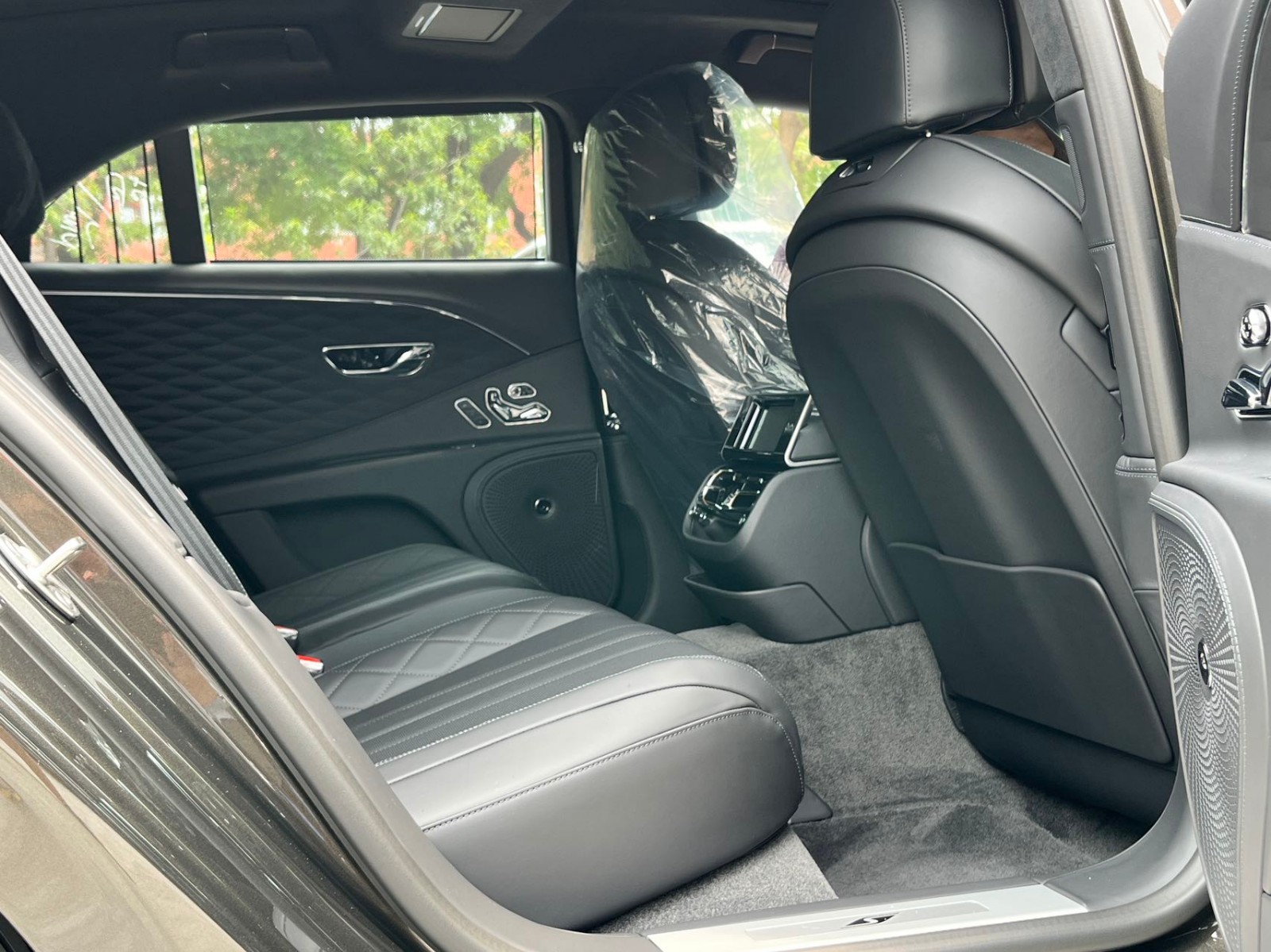 2024飞驰降价28万 最低251万