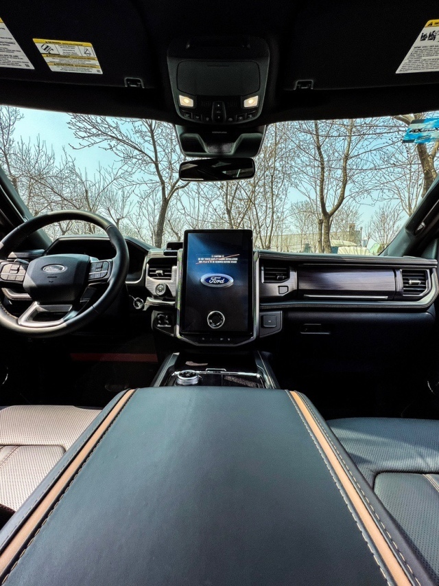 2022征服者墨版降价10万