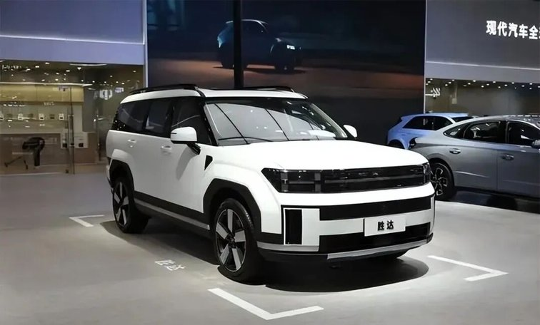 全新现代KONA谍照 韩国也流行“方盒子” 参考一款硬核概念车设计