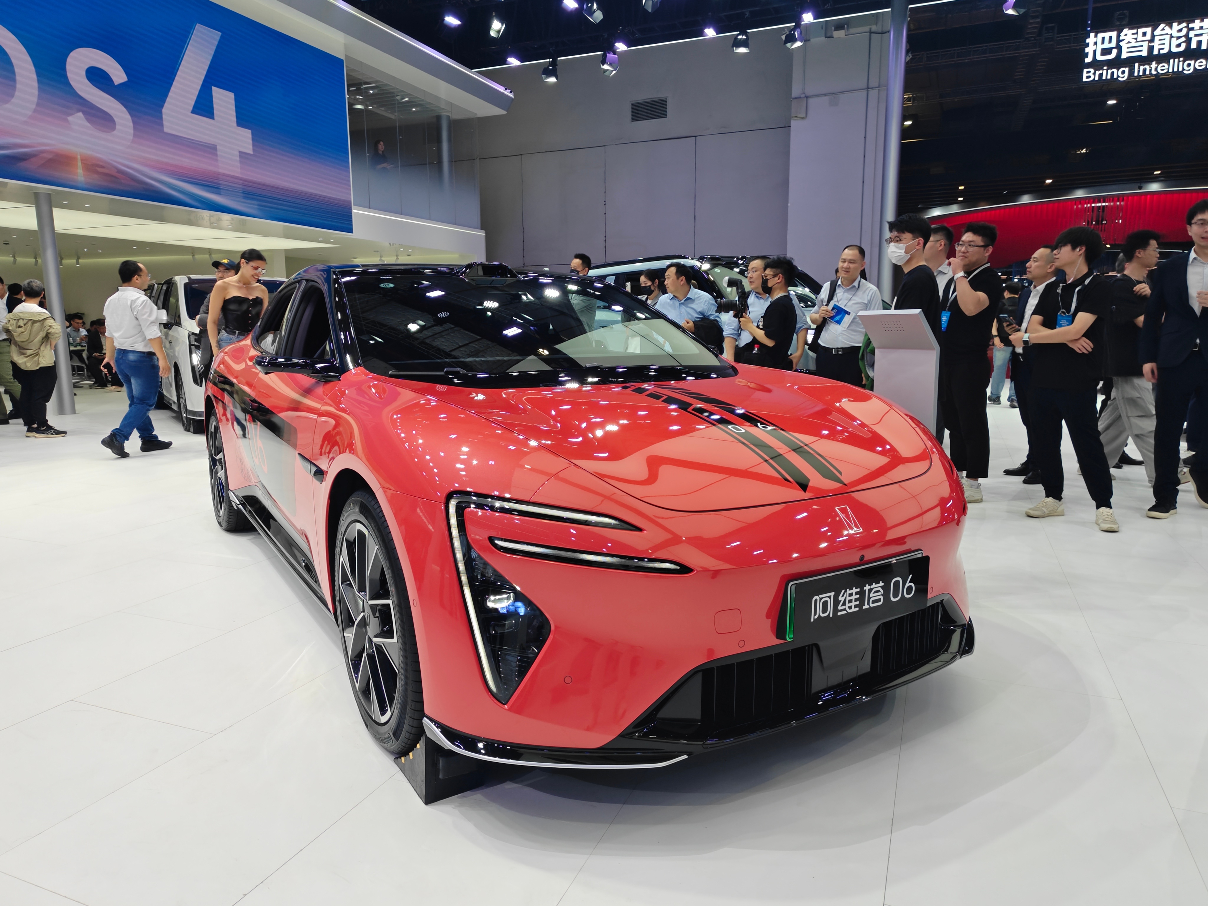 央视起底新能源车圈黑水军产业链：部分汽车博主谁充值多就帮谁说话