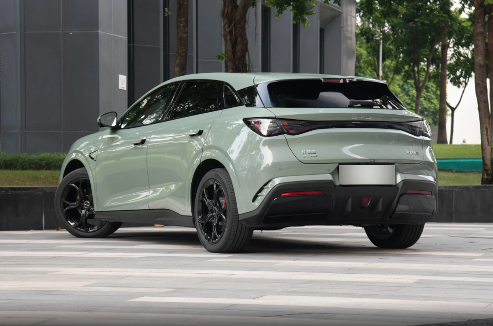 金堂海豹06GT降0.40万 最低仅售13.28万