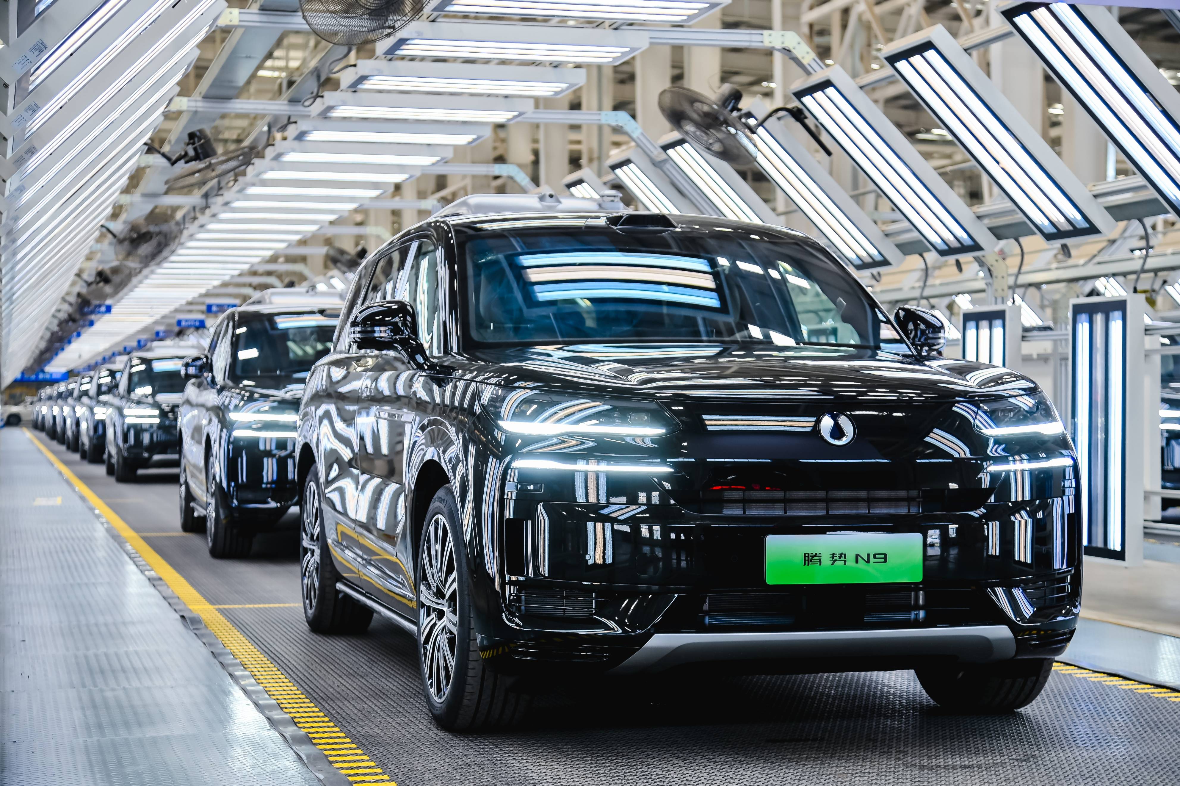 动力提升/有望配备天神之眼5.0 新款腾势D9纯电动版申报图曝光