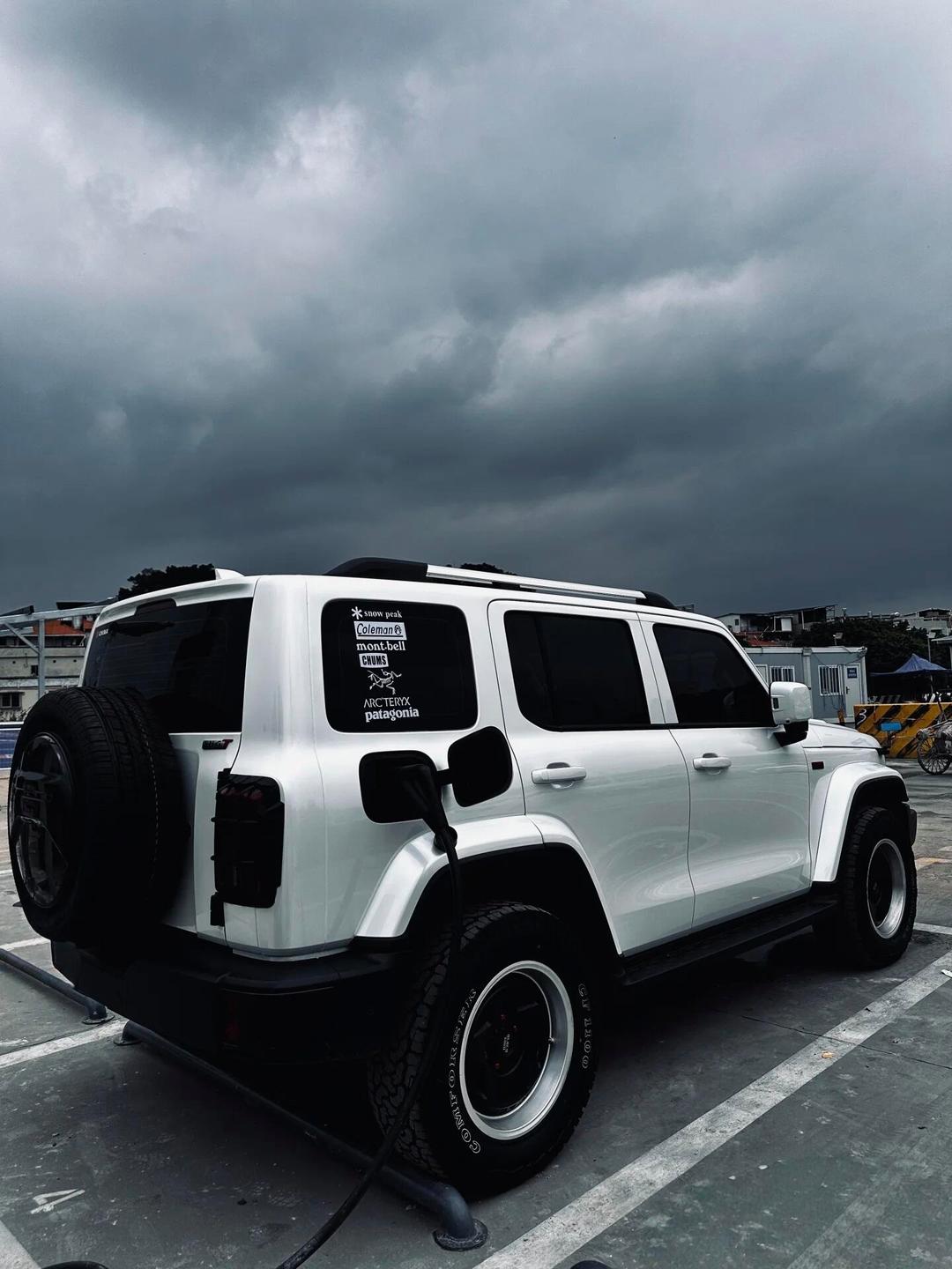 成都坦克300新能源最高降1.50万 最低仅售23.48万