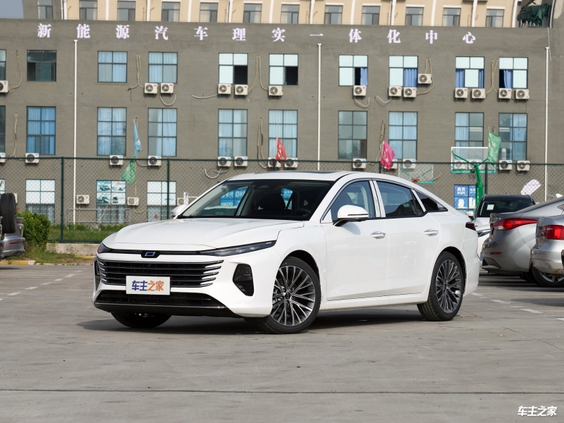 成都LIFE最低7.28万起售 优惠高达2.50万