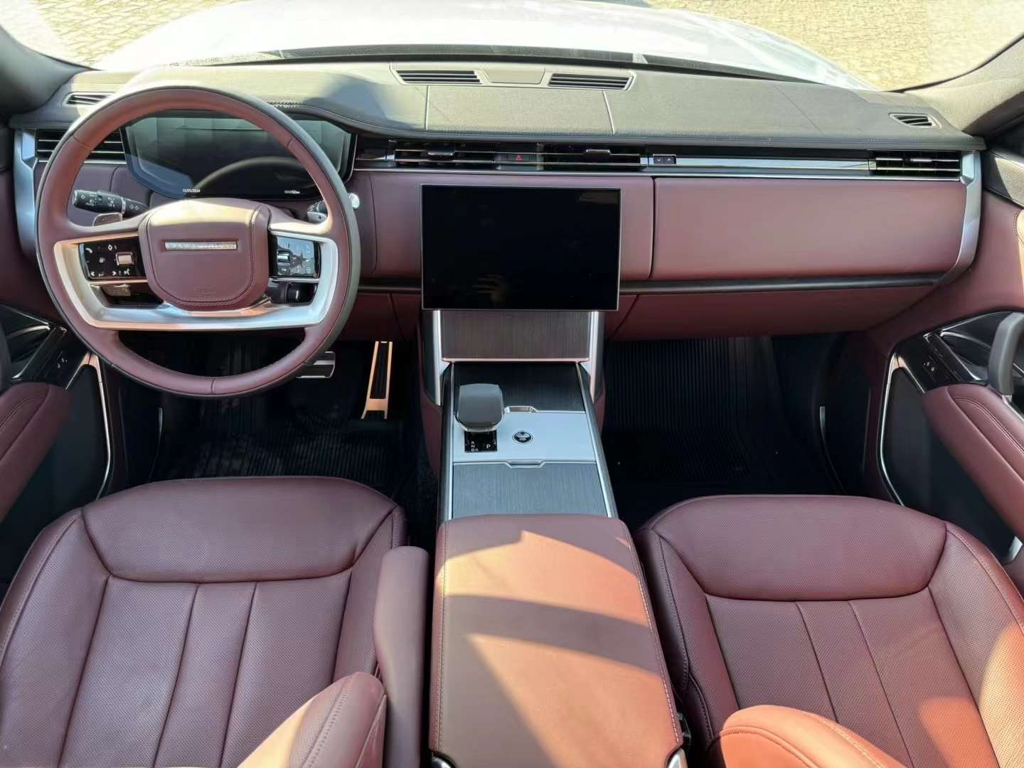 购揽胜享20万优惠 欢迎试乘试驾