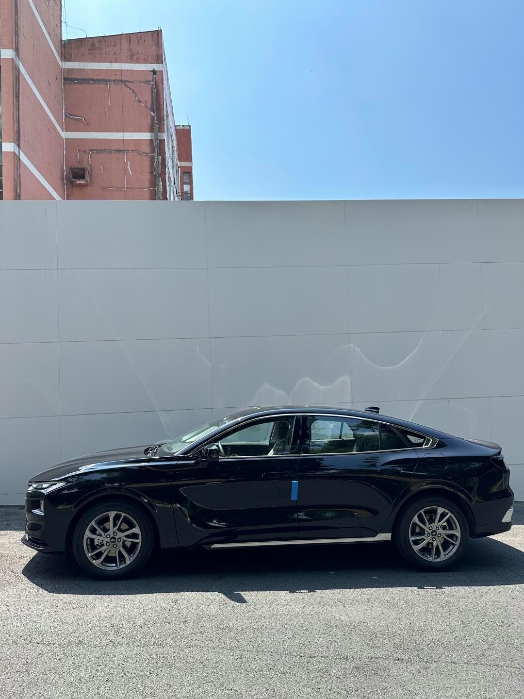 成都蒙迪欧降2.50万 最低仅售12.48万