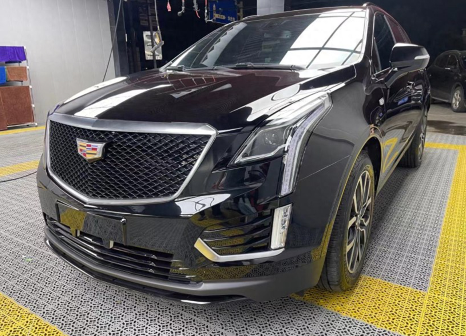 成都凯迪拉克XT5售价23.49万起 优惠高达14.50万