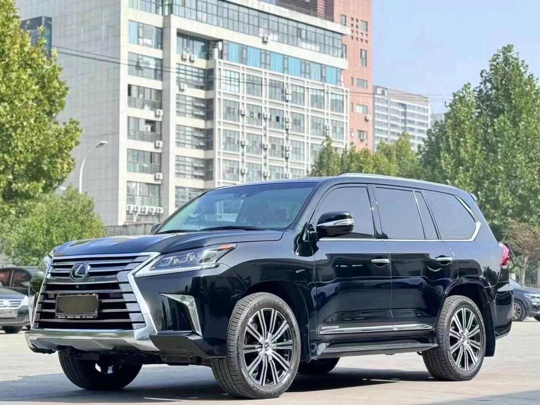 成都雷克萨斯LM亚洲版最低报价122万起 直降43万