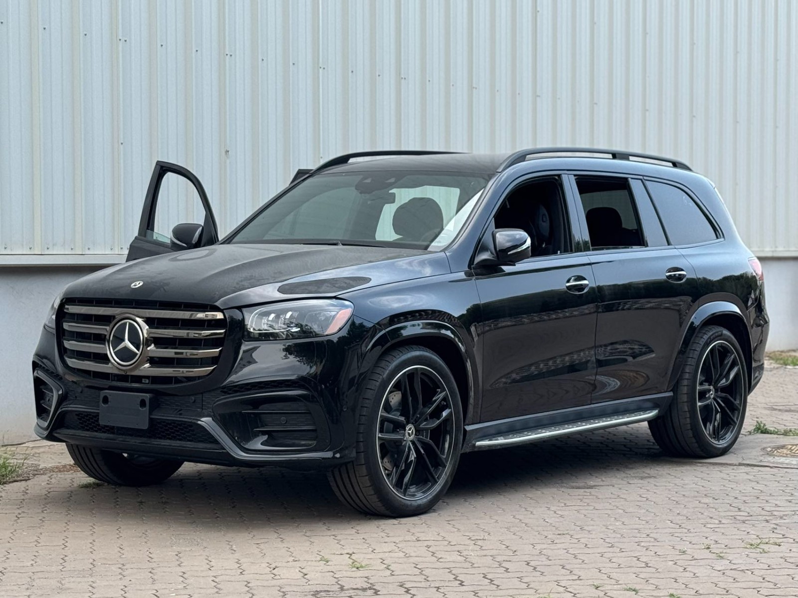 奔驰GLS加版限时优惠20万 欢迎前来试驾