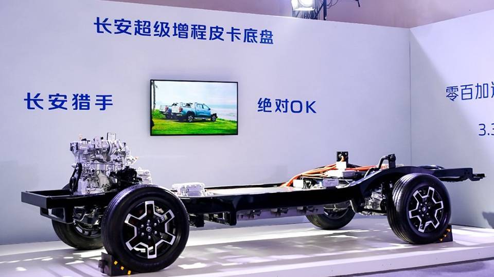 理想高管爆料：自研第三代增程器首创超长保养周期 3年/3万公里一保