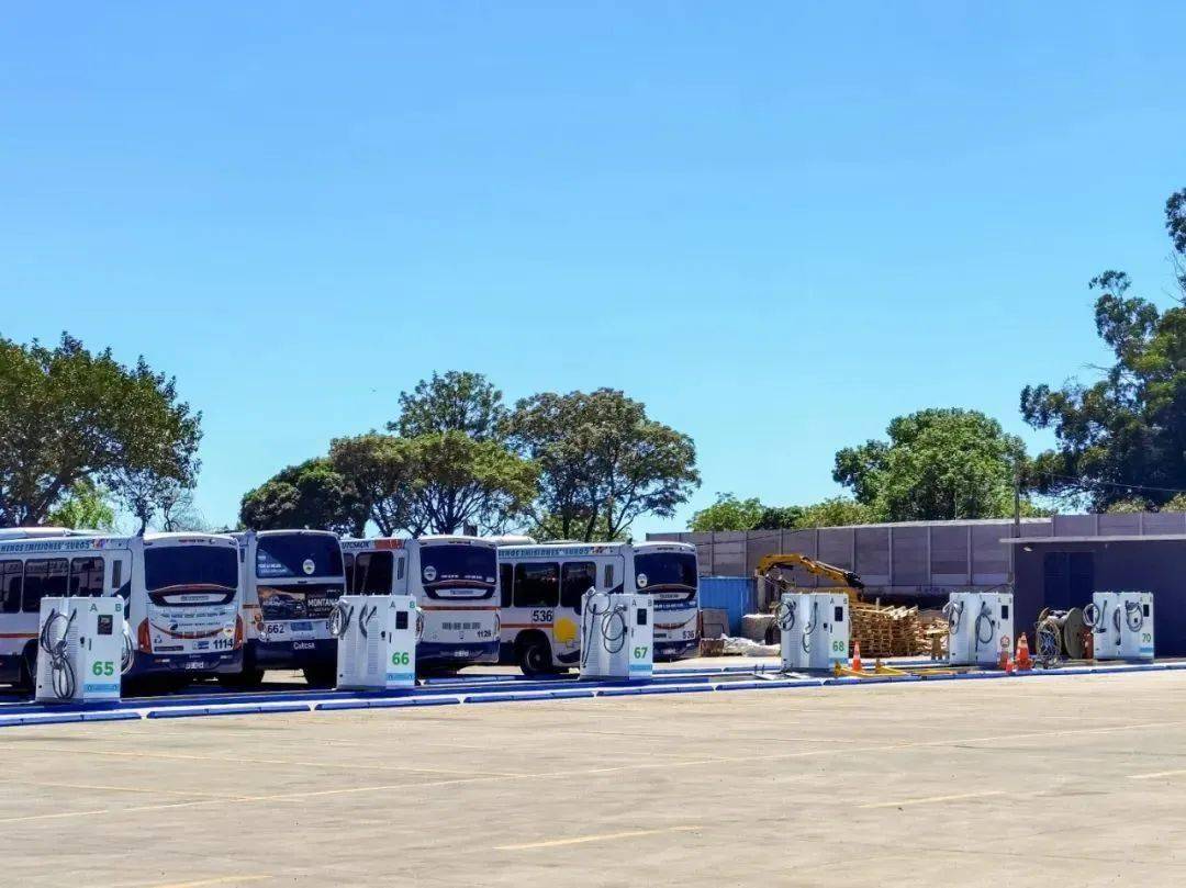 中国新能源汽车走红乌拉圭