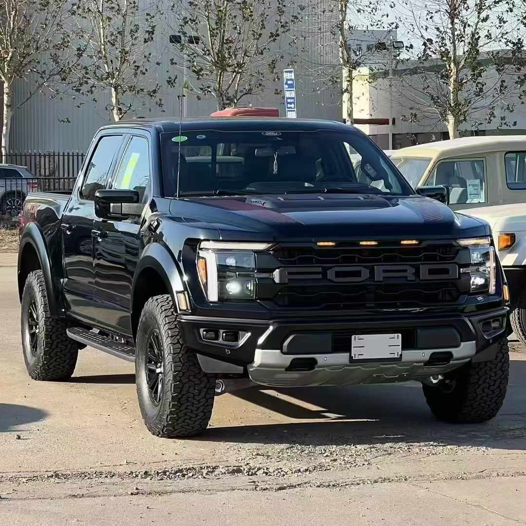 福特猛禽F150高顶7座现车到店内外图解