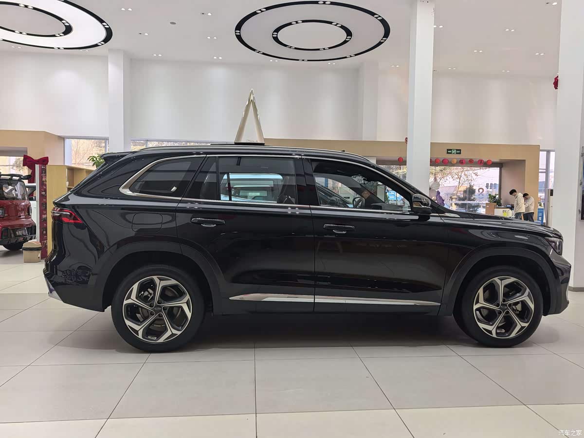 限时售12.47万起 吉利星越L长风版正式上市 标配双14.6英寸连屏