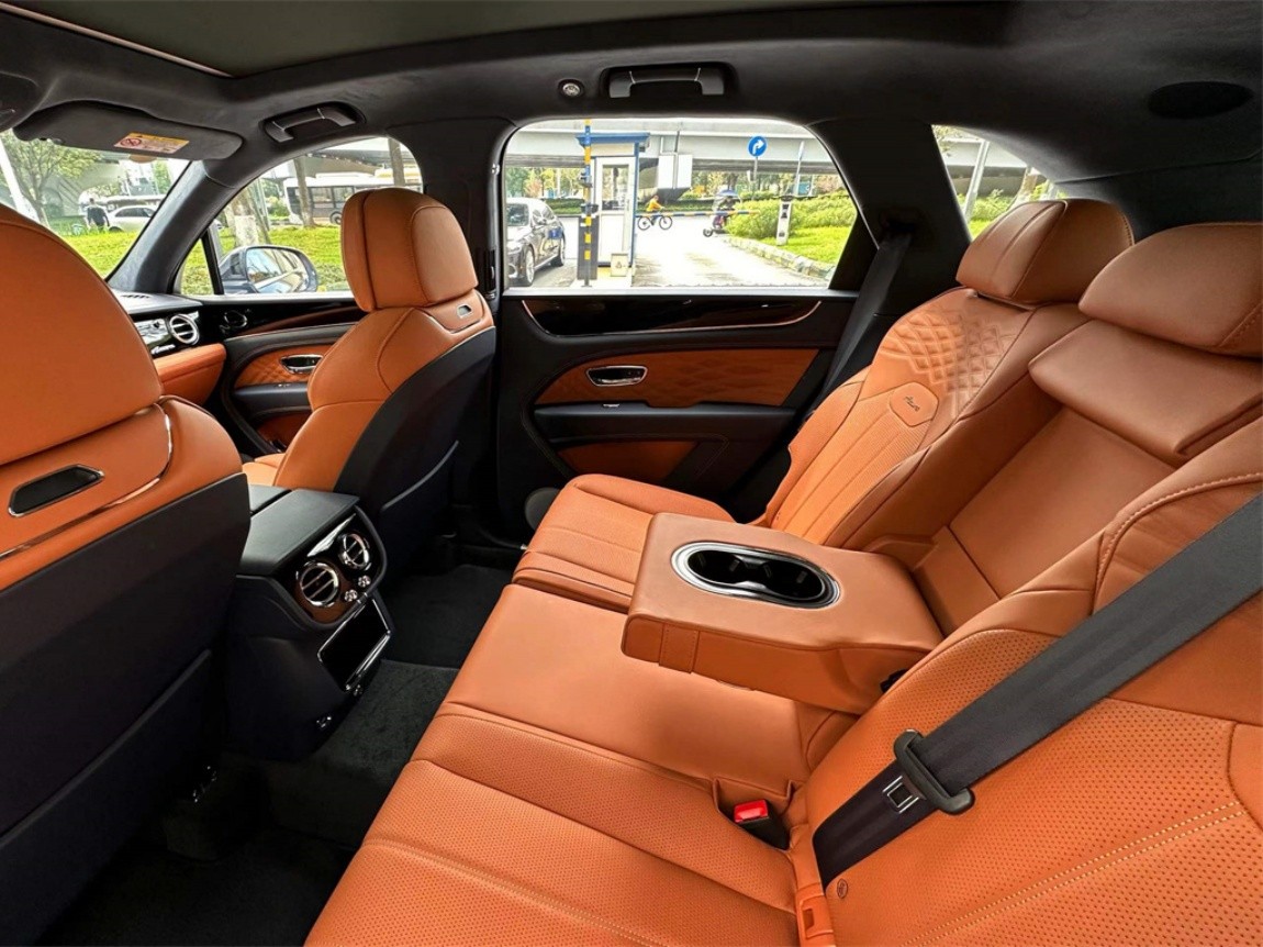 宾利添越提供试乘试驾 优惠高达73万