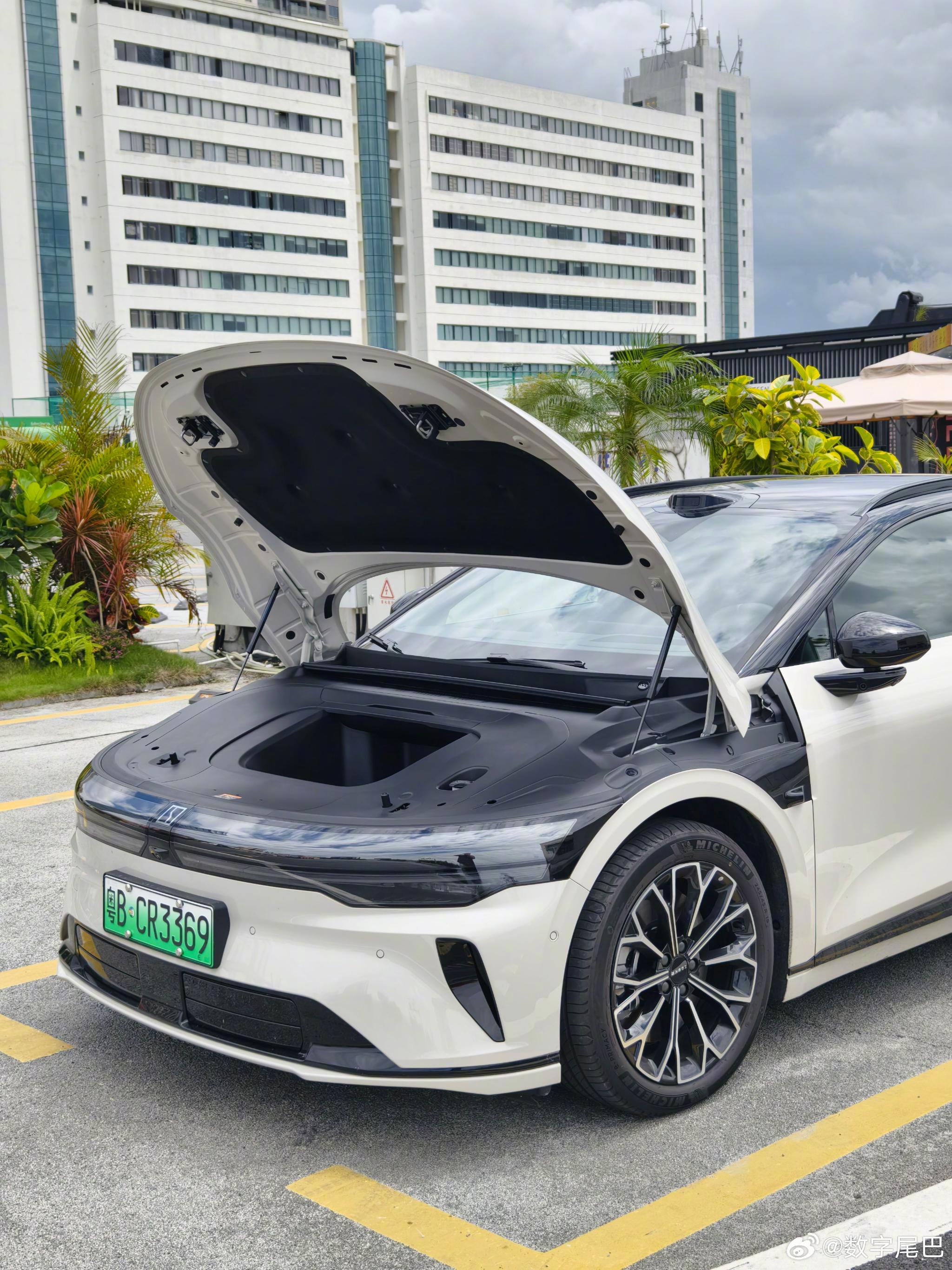 成都极氪007GT价格最低20.29万起 暂无优惠