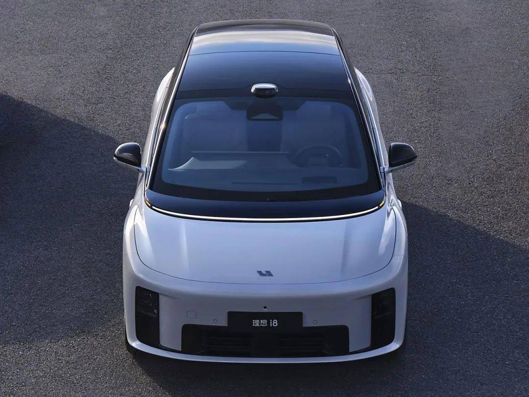 李想：理想i8销量猛增3倍、旗舰纯电i9下半年发布